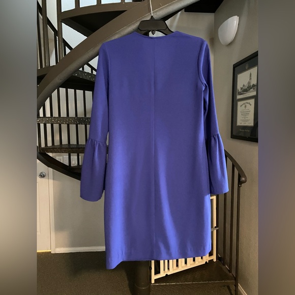 Violet Bell-sleeved Loose-fitting Dress - Picture 2 of 2